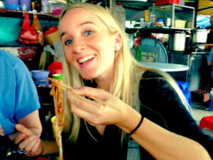 Read more about the article How to Save Money on Food While Traveling